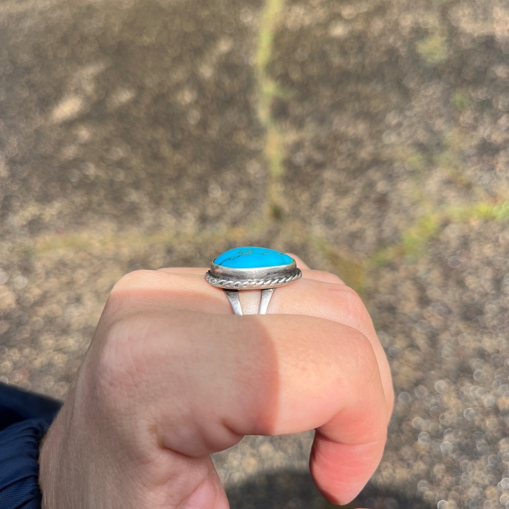 PRICE FIRM Gorgeous Turquoise Sterling Silver Statement Ring - Picture 15 of 15